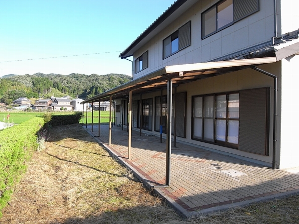 甲賀市信楽町神山 4