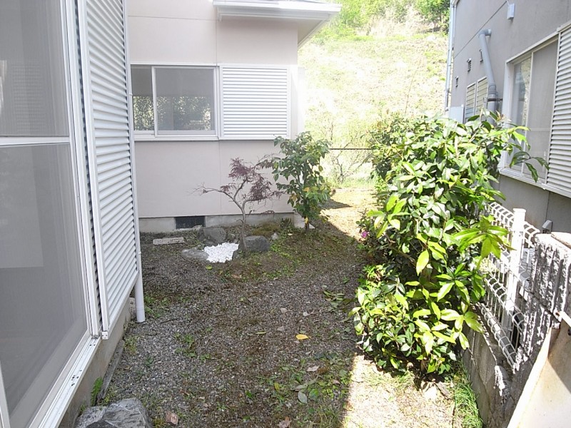 京北周山町百ノ角 14