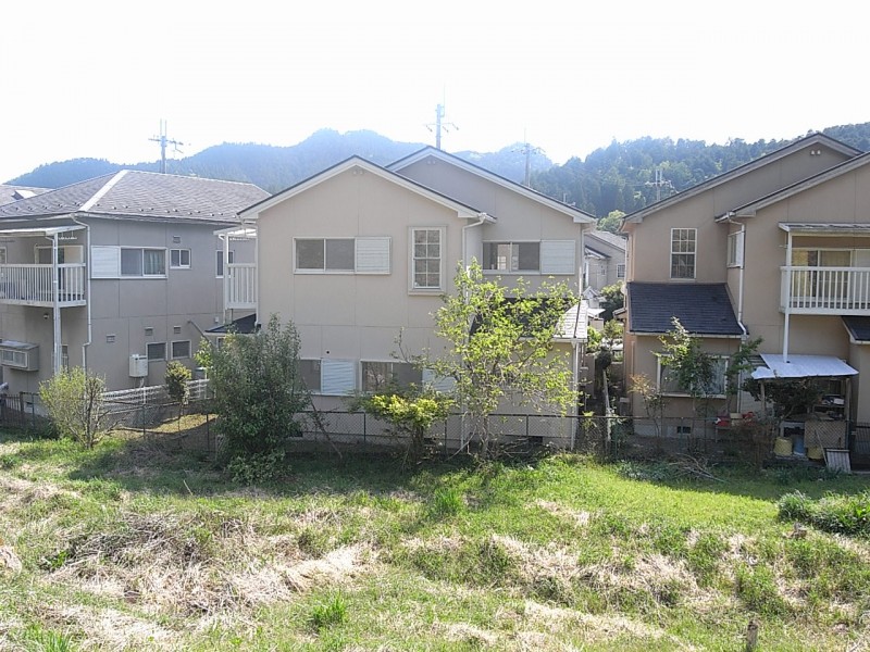 京北周山町百ノ角 3