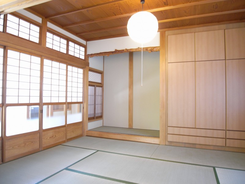 園部町小山西町 14